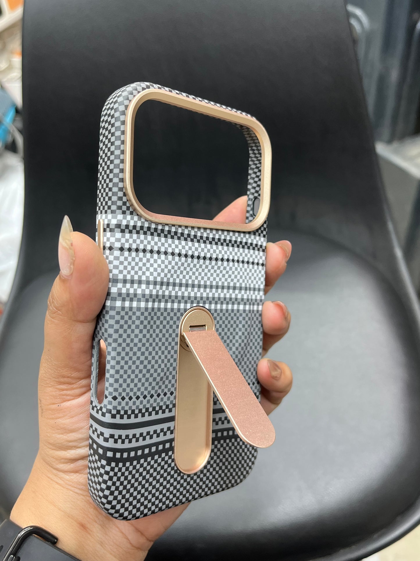 iPhone 17 Pro Jaipuriya Print Stand Case