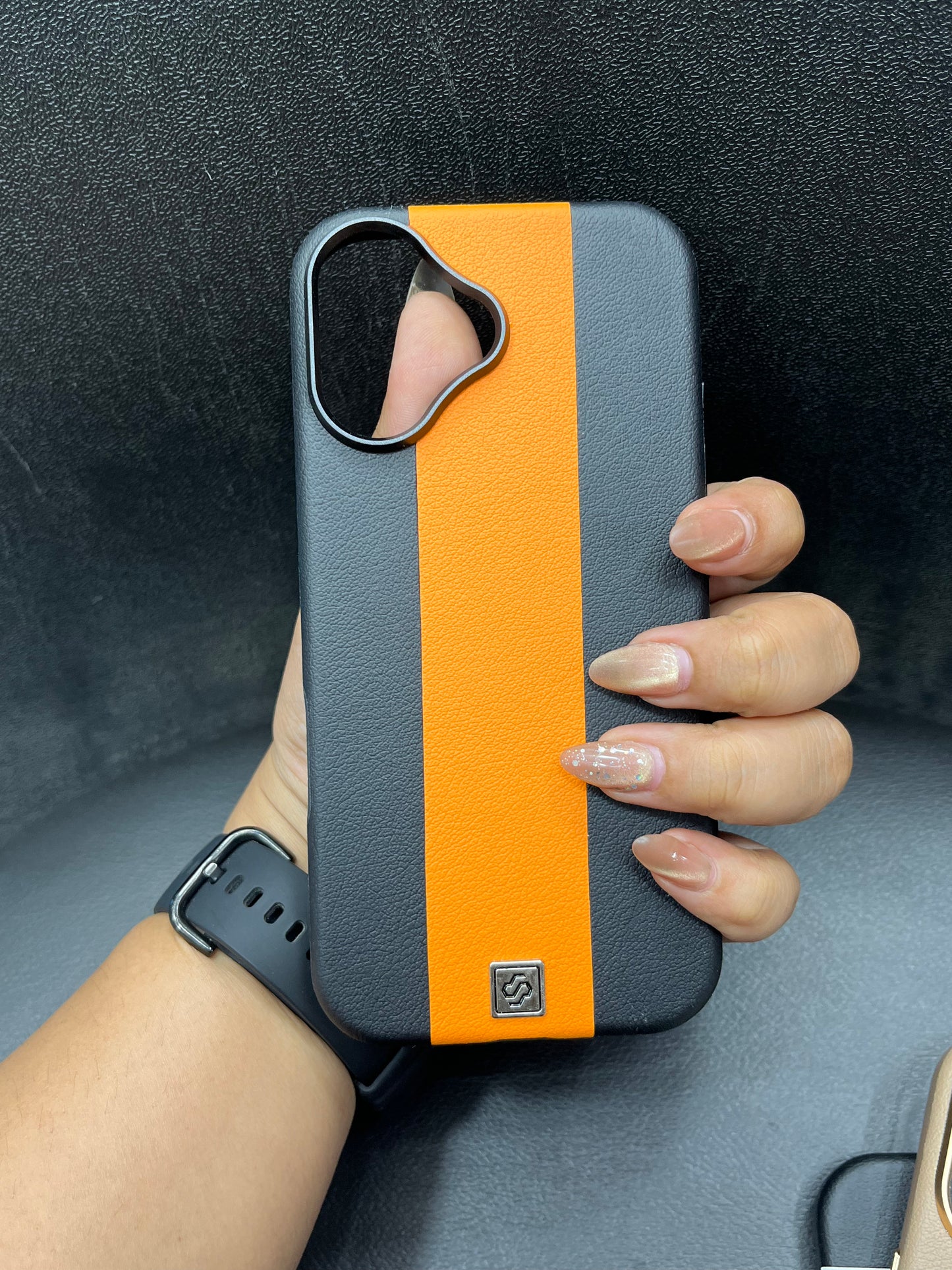 iPhone 17 Dulero Leather Stripe Case